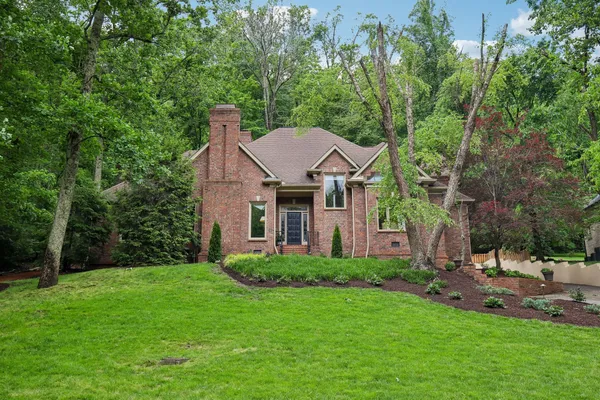 $1,799,000 | 27 Annandale, Nashville, TN 37215
