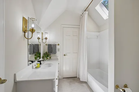 $1,799,000 | 27 Annandale, Nashville, TN 37215