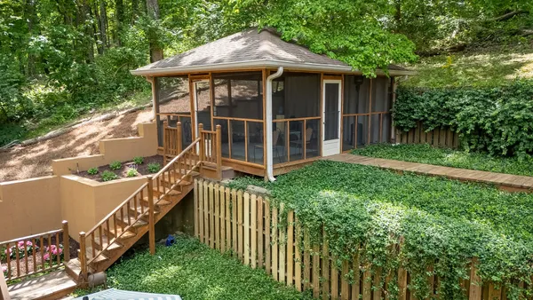 $1,799,000 | 27 Annandale, Nashville, TN 37215