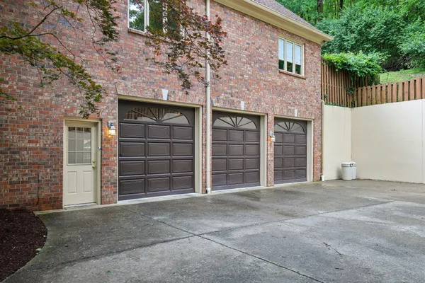 $1,799,000 | 27 Annandale, Nashville, TN 37215