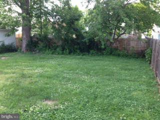 326 Cresswell Road Baltimore, MD 21225 - Photo 19 of 19 Large level rear yard
