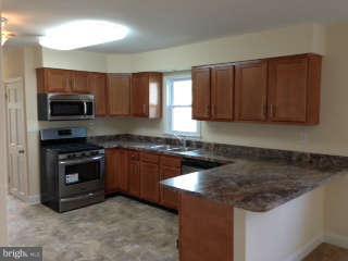 326 Cresswell Road Baltimore, MD 21225 - Photo 3 of 19 New Kitchen