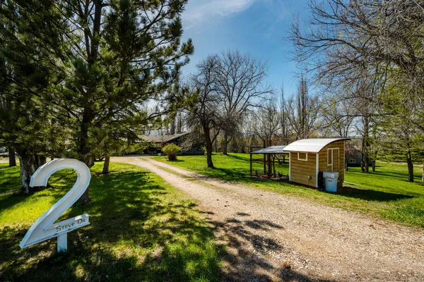 $895,500 | 2 Steve Drive, Sheridan, WY 82801