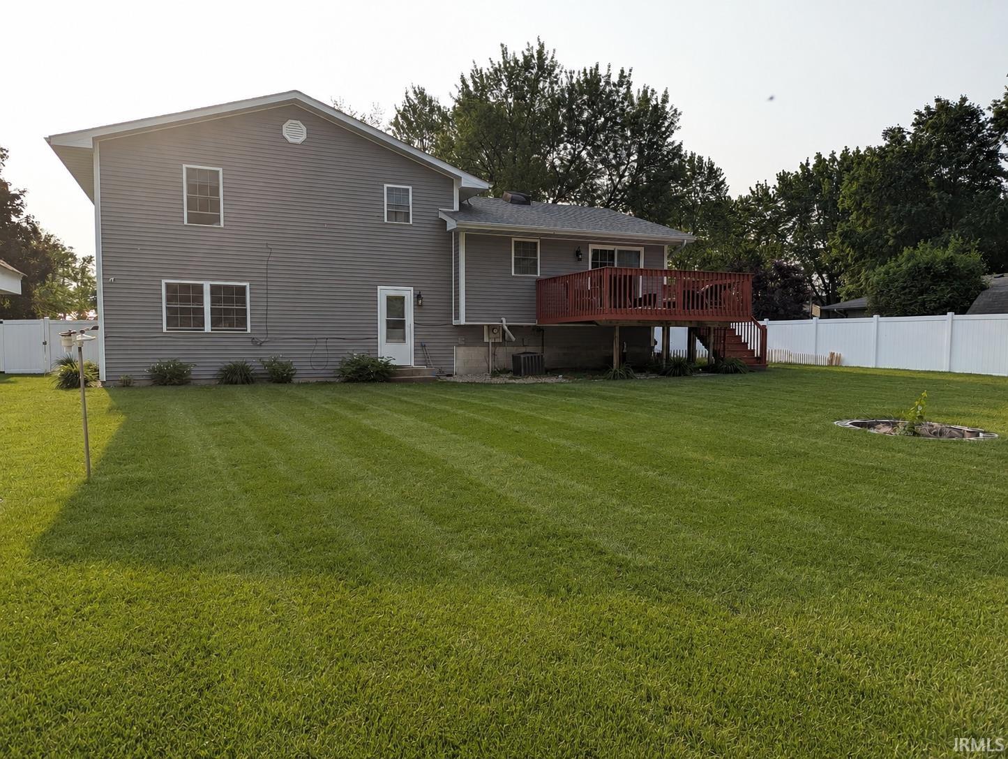 1604 Hickory Street Southwest De Motte, IN 46310 - Photo 18 of 20