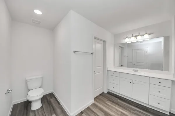 $2,625 | 10315 Malta Trce Drive, Unit B, Rosharon, TX 77583