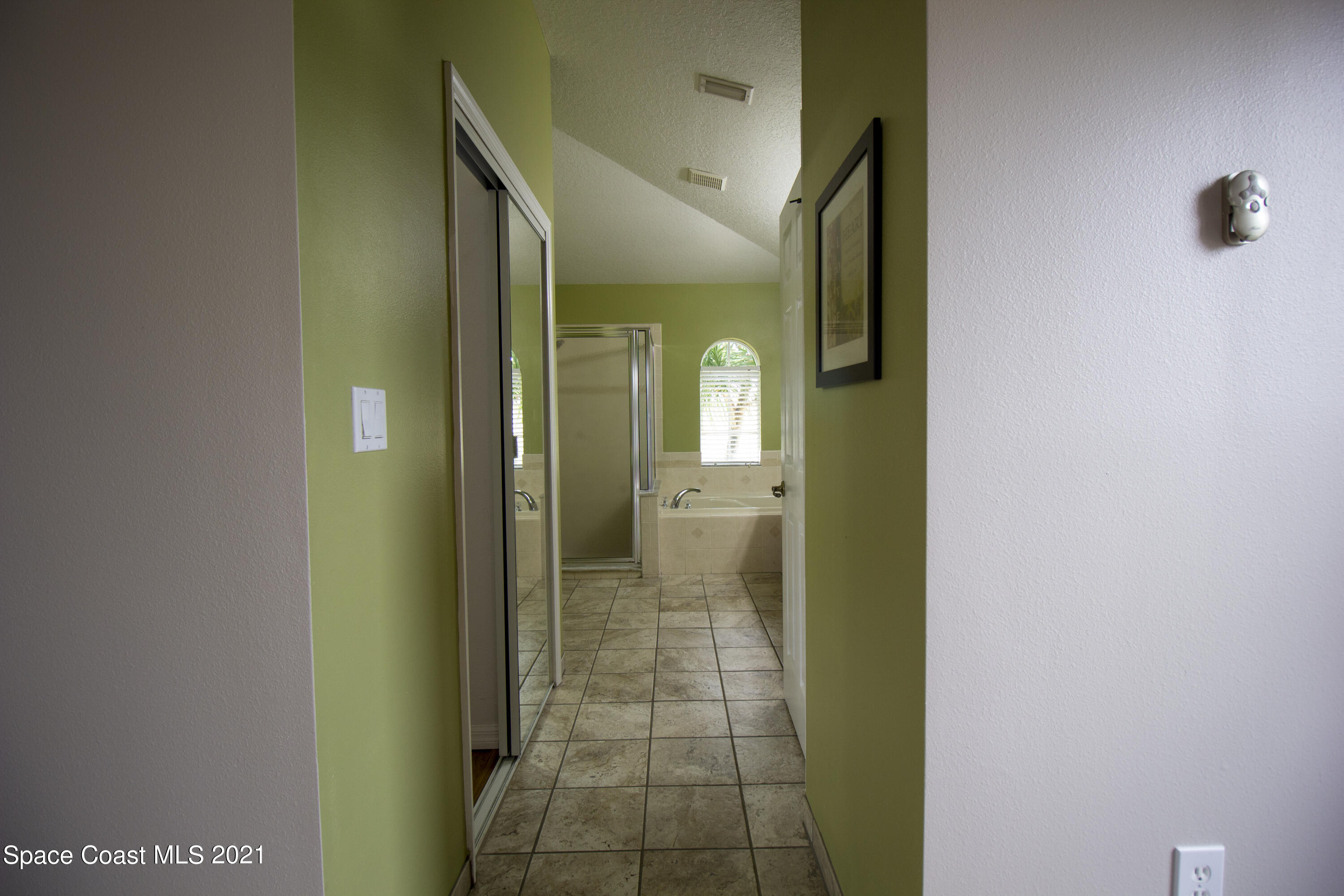 2188 Trillo Road Southeast Palm Bay, FL 32909 - Photo 20 of 31 IMG_0459