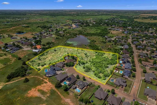 $64,000 | 18 Canyon View Court, Wichita Falls, TX 76309