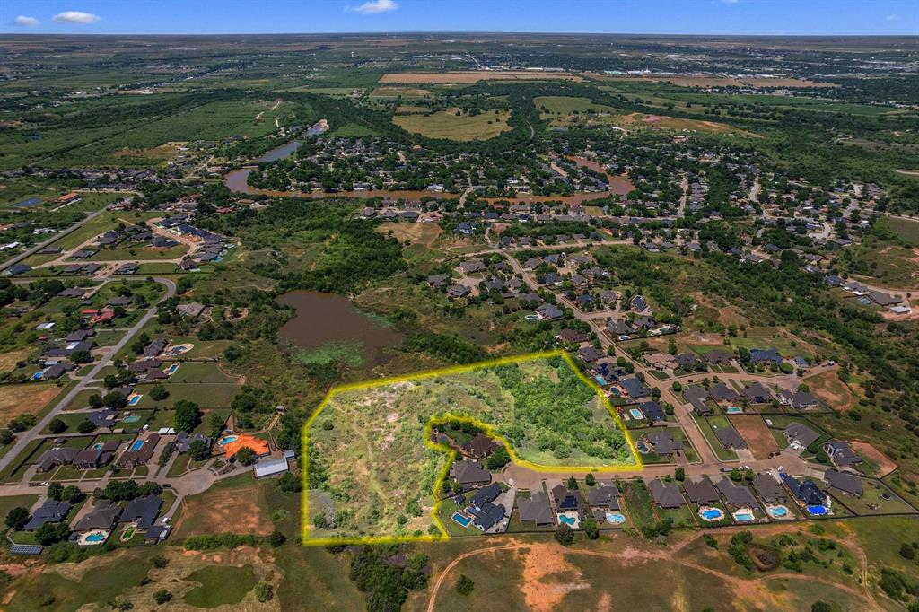 18 Canyon View Court Wichita Falls, TX 76309 - Photo 3 of 17 an aerial view of residential houses with outdoor space