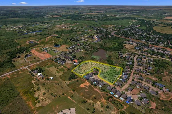 $64,000 | 18 Canyon View Court, Wichita Falls, TX 76309