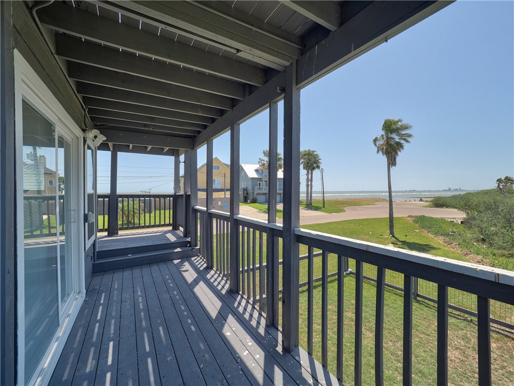 210 Causeway Drive Portland, TX 78374 - Photo 12 of 33 Main balcony off living area