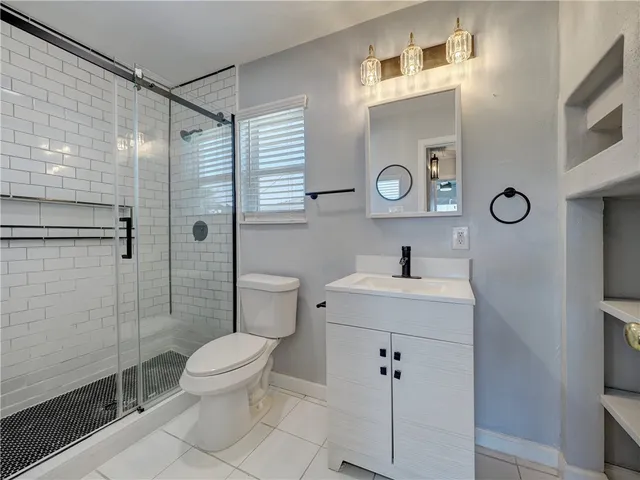 $2,300 | 210 Causeway Drive, Portland, TX 78374