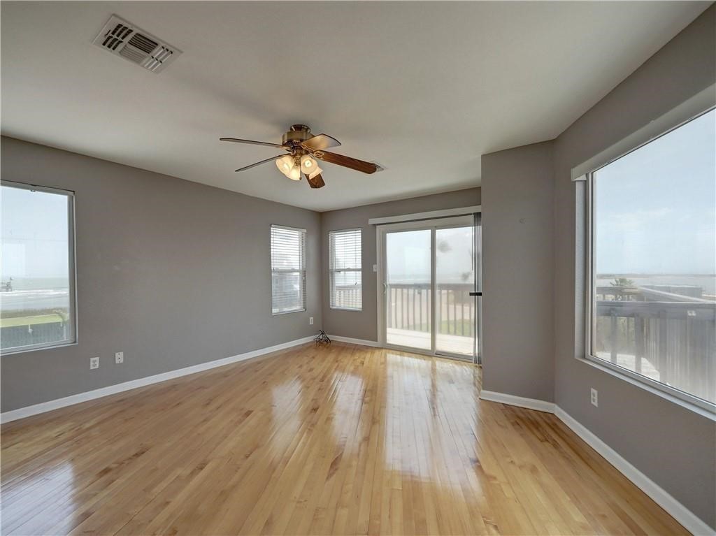 210 Causeway Drive Portland, TX 78374 - Photo 22 of 33 Primary suite with fabulous views