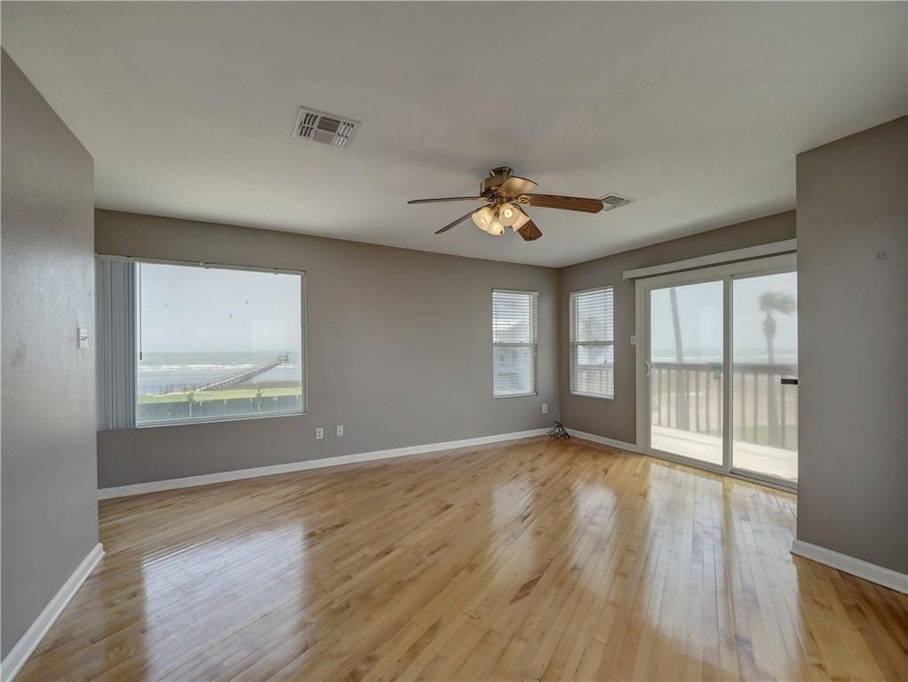 210 Causeway Drive Portland, TX 78374 - Photo 23 of 33