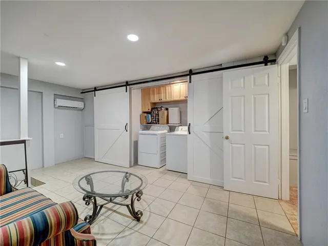 $2,300 | 210 Causeway Drive, Portland, TX 78374