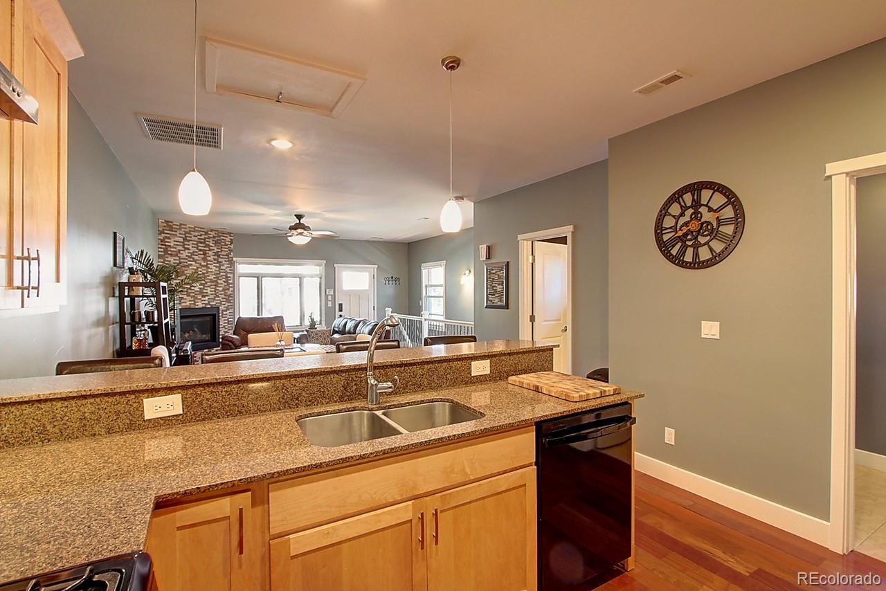 1648 Vine Street Denver, CO 80206 - Photo 13 of 27