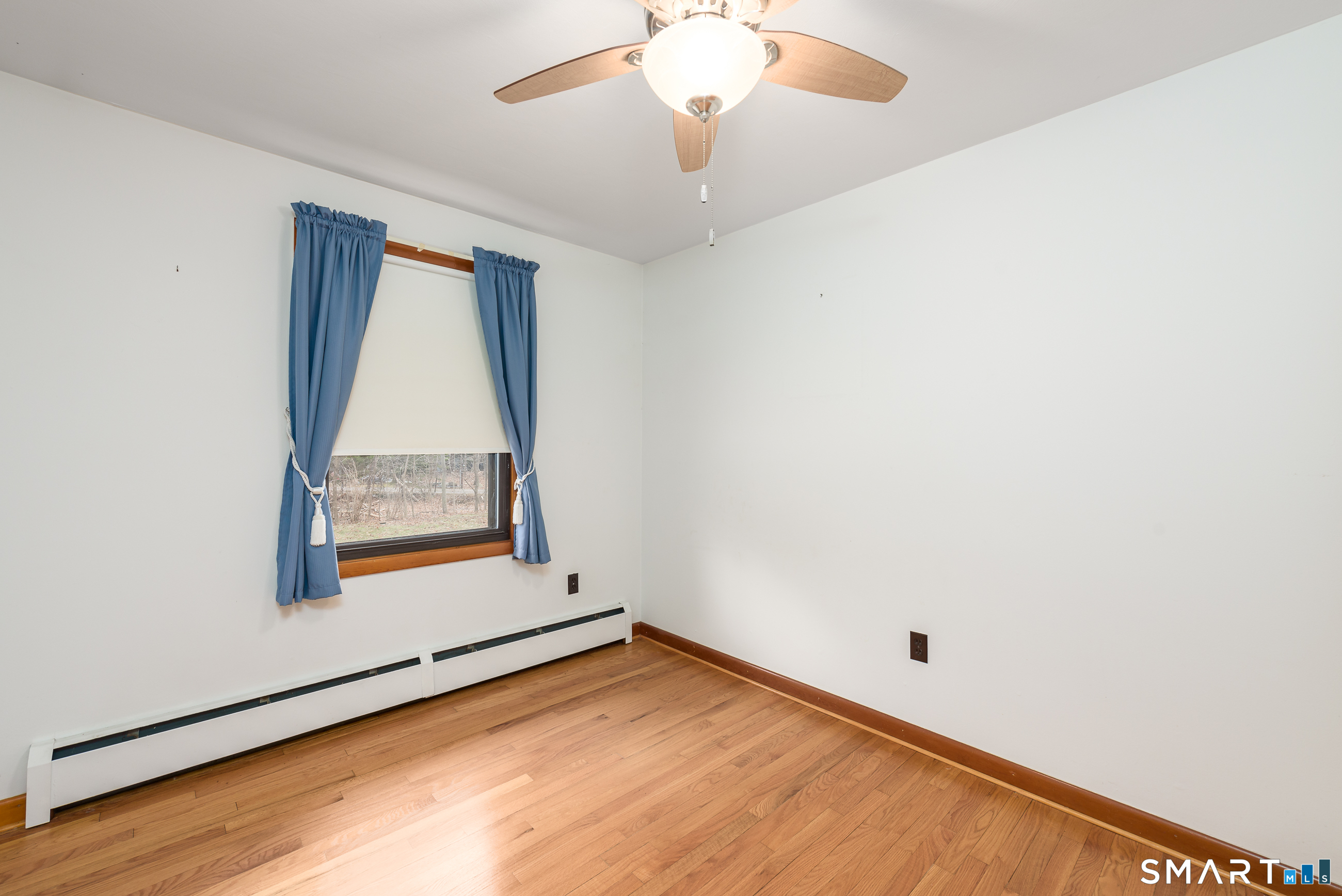 6 Saunders Lane Prospect, CT 06712 - Photo 11 of 25 an empty room with a window