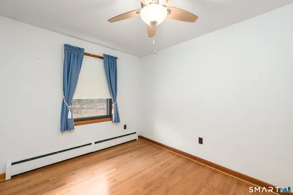 $344,000 | 6 Saunders Lane, Prospect, CT 06712