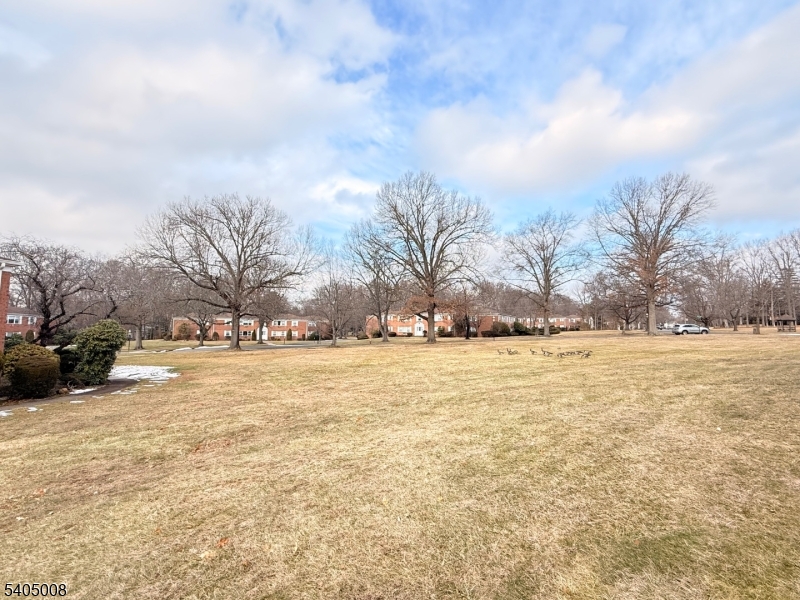 12 Rustic Circle Montvale, NJ 07645 - Photo 10 of 13