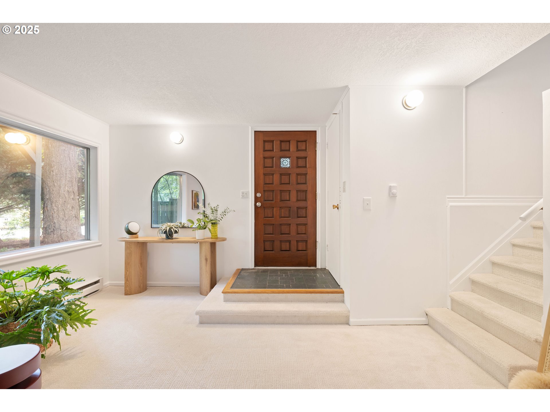 5260 Southwest Alfred Street Portland, OR 97219 - Photo 4 of 48 Gallery Image 4