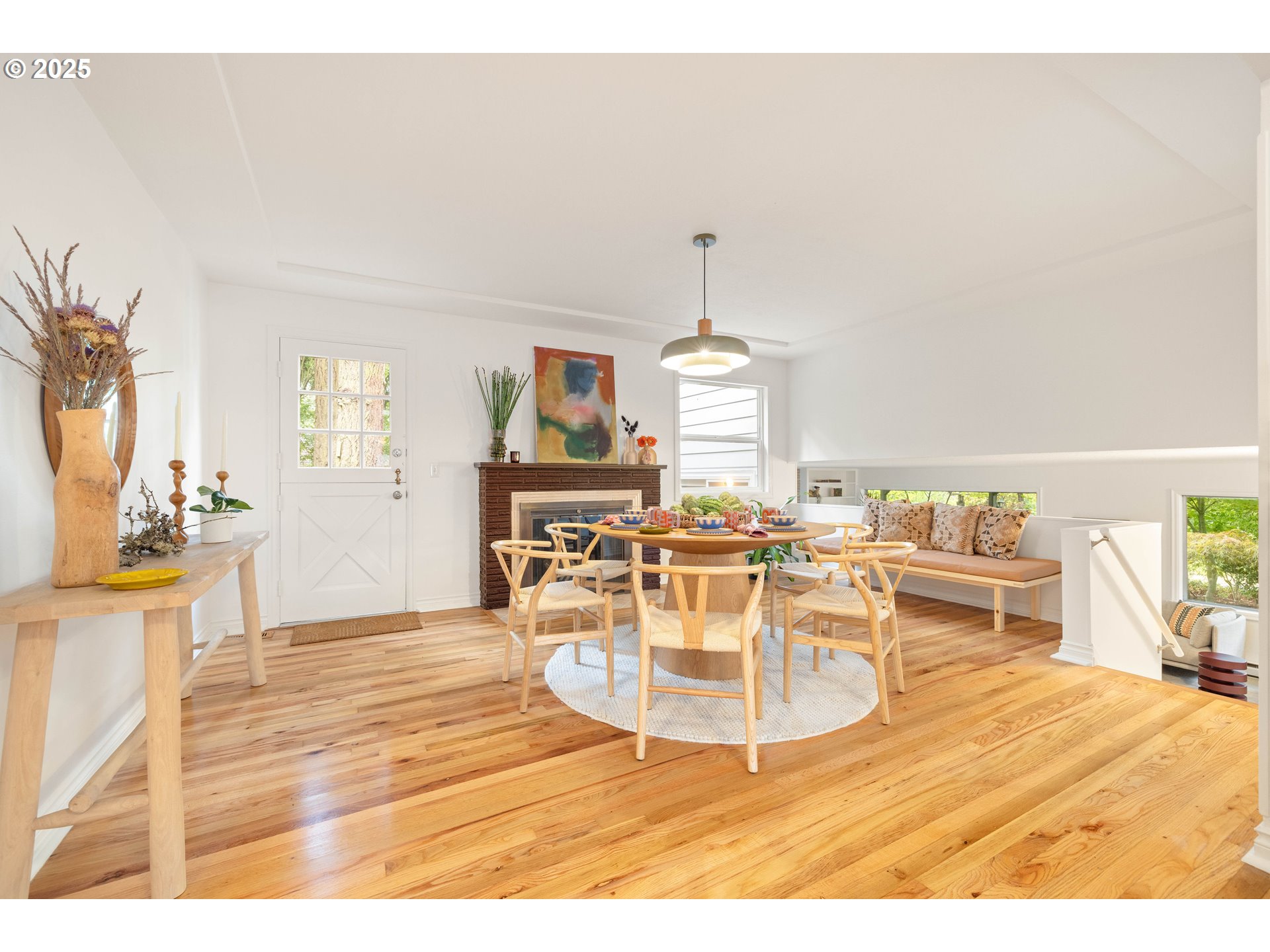 5260 Southwest Alfred Street Portland, OR 97219 - Photo 10 of 48 Gallery Image 10