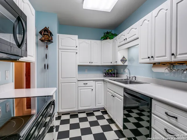 $215,000 | 1 Towers Park Lane, Unit 412, San Antonio, TX 78209