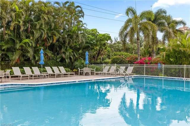 a view of an outdoor space and a yard