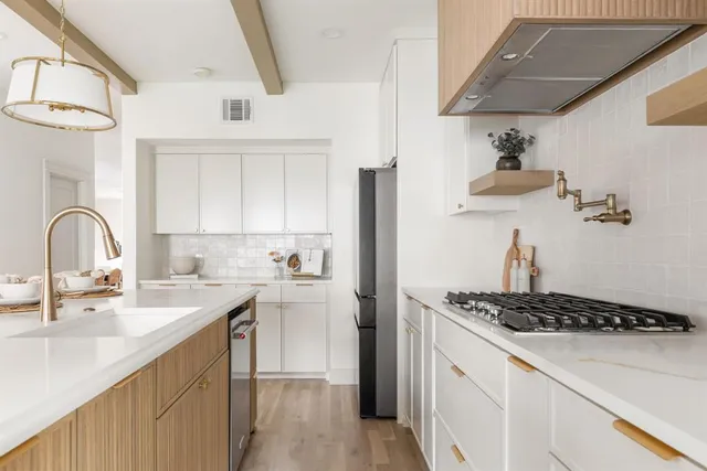 $1,350,000 | 5711 Belmont Avenue, Dallas, TX 75206