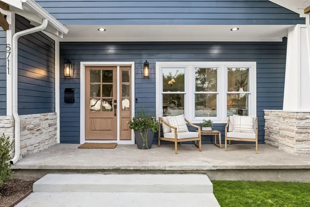 $1,350,000 | 5711 Belmont Avenue, Dallas, TX 75206