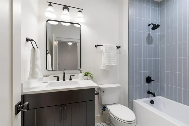 $1,350,000 | 5711 Belmont Avenue, Dallas, TX 75206