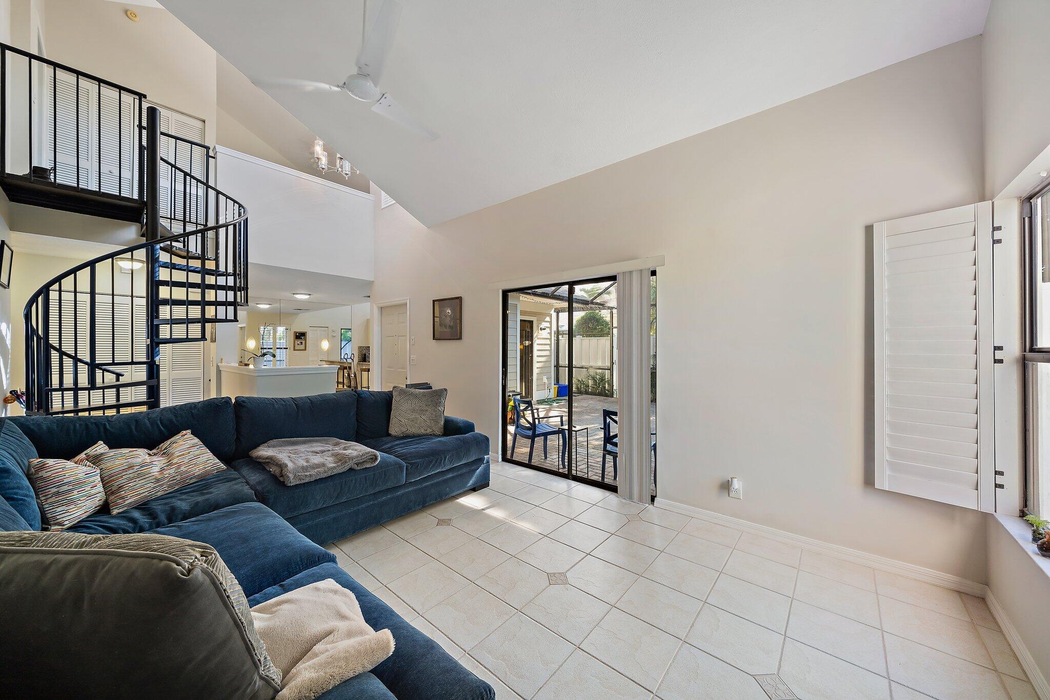301 Summerwinds Lane Jupiter, FL 33458 - Photo 13 of 38 013-301SummerWindsLn-Jupiter-FL-SMALL