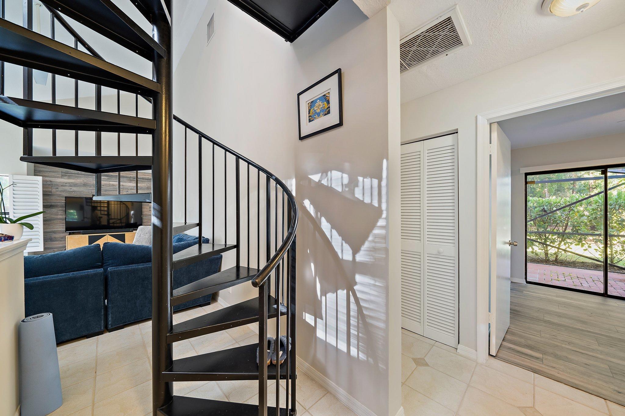 301 Summerwinds Lane Jupiter, FL 33458 - Photo 16 of 38 016-301SummerWindsLn-Jupiter-FL-SMALL