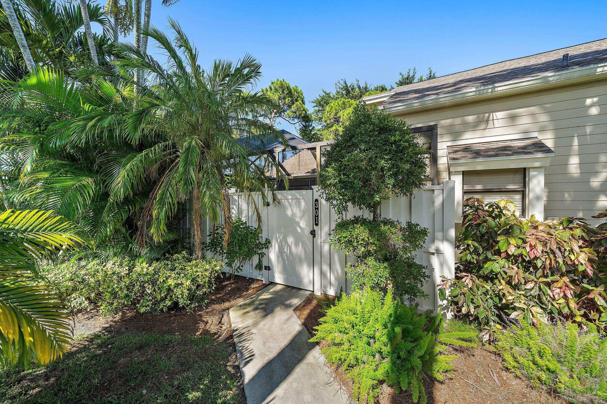 301 Summerwinds Lane Jupiter, FL 33458 - Photo 3 of 38 003-301SummerWindsLn-Jupiter-FL-SMALL