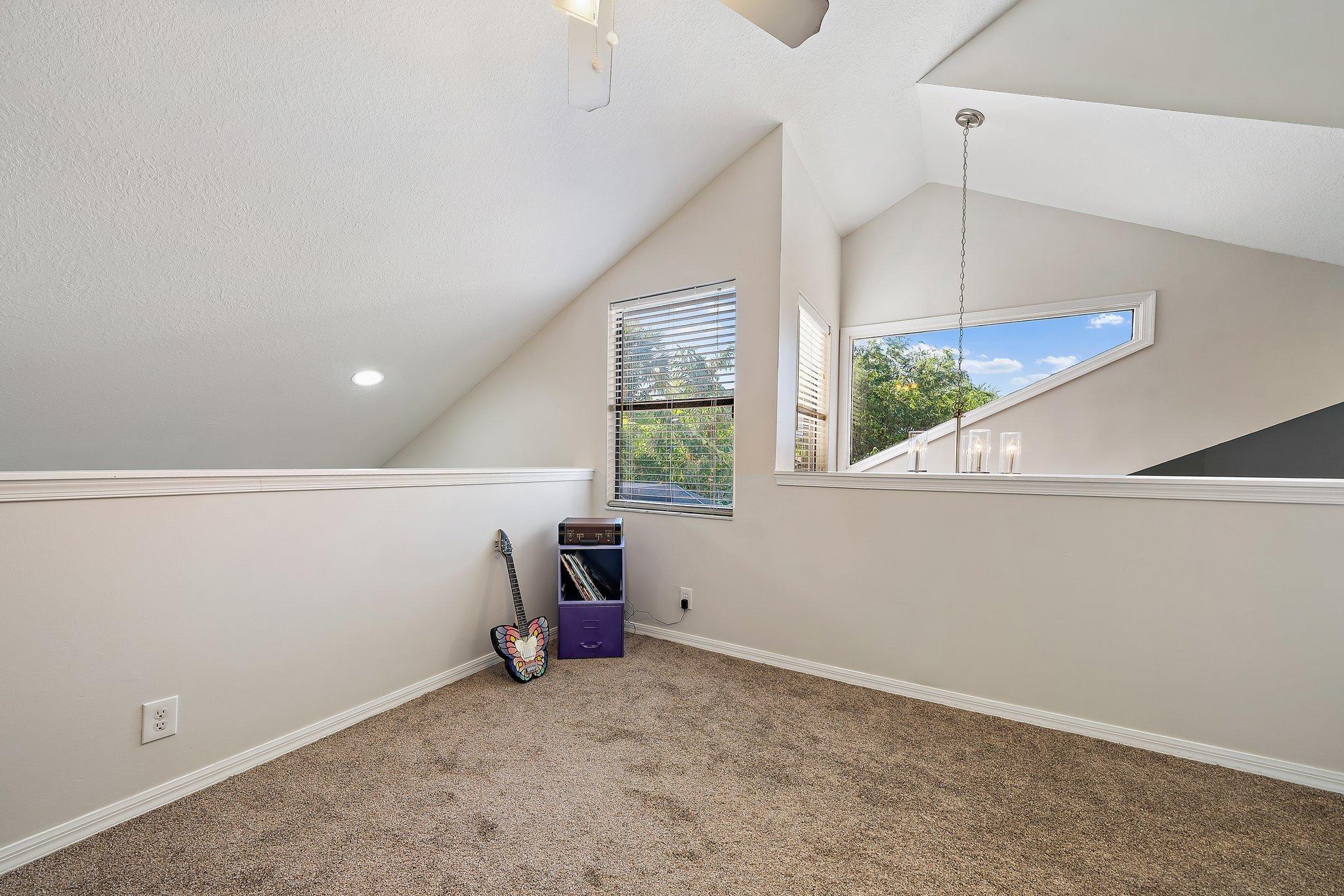 301 Summerwinds Lane Jupiter, FL 33458 - Photo 35 of 38 035-301SummerWindsLn-Jupiter-FL-SMALL