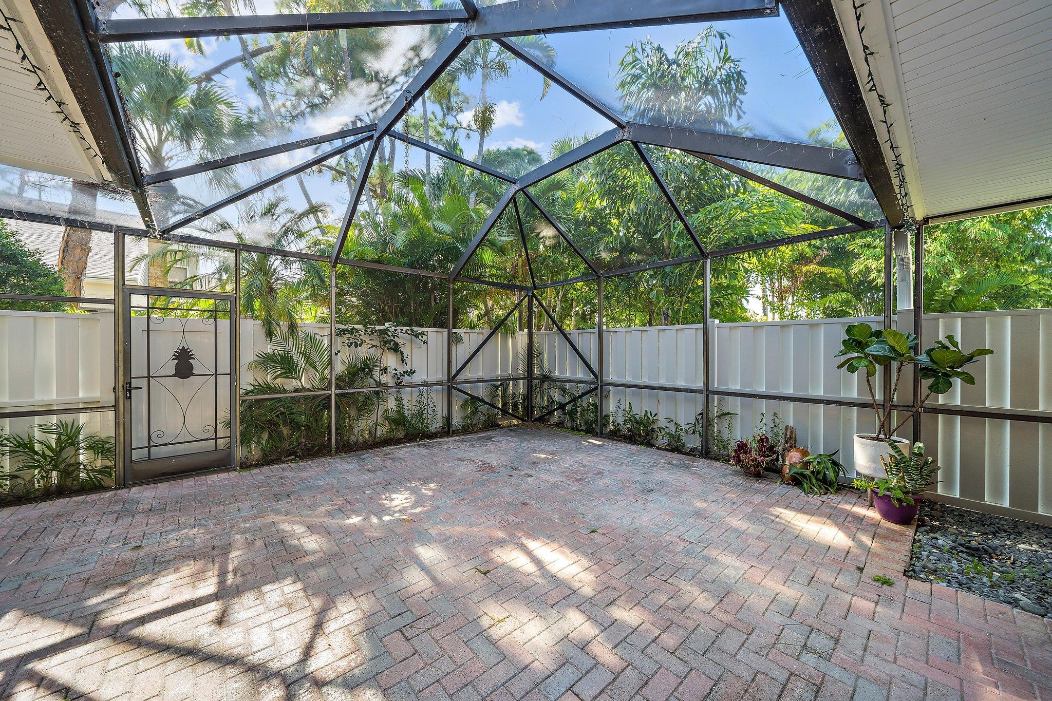 301 Summerwinds Lane Jupiter, FL 33458 - Photo 5 of 38 005-301SummerWindsLn-Jupiter-FL-SMALL