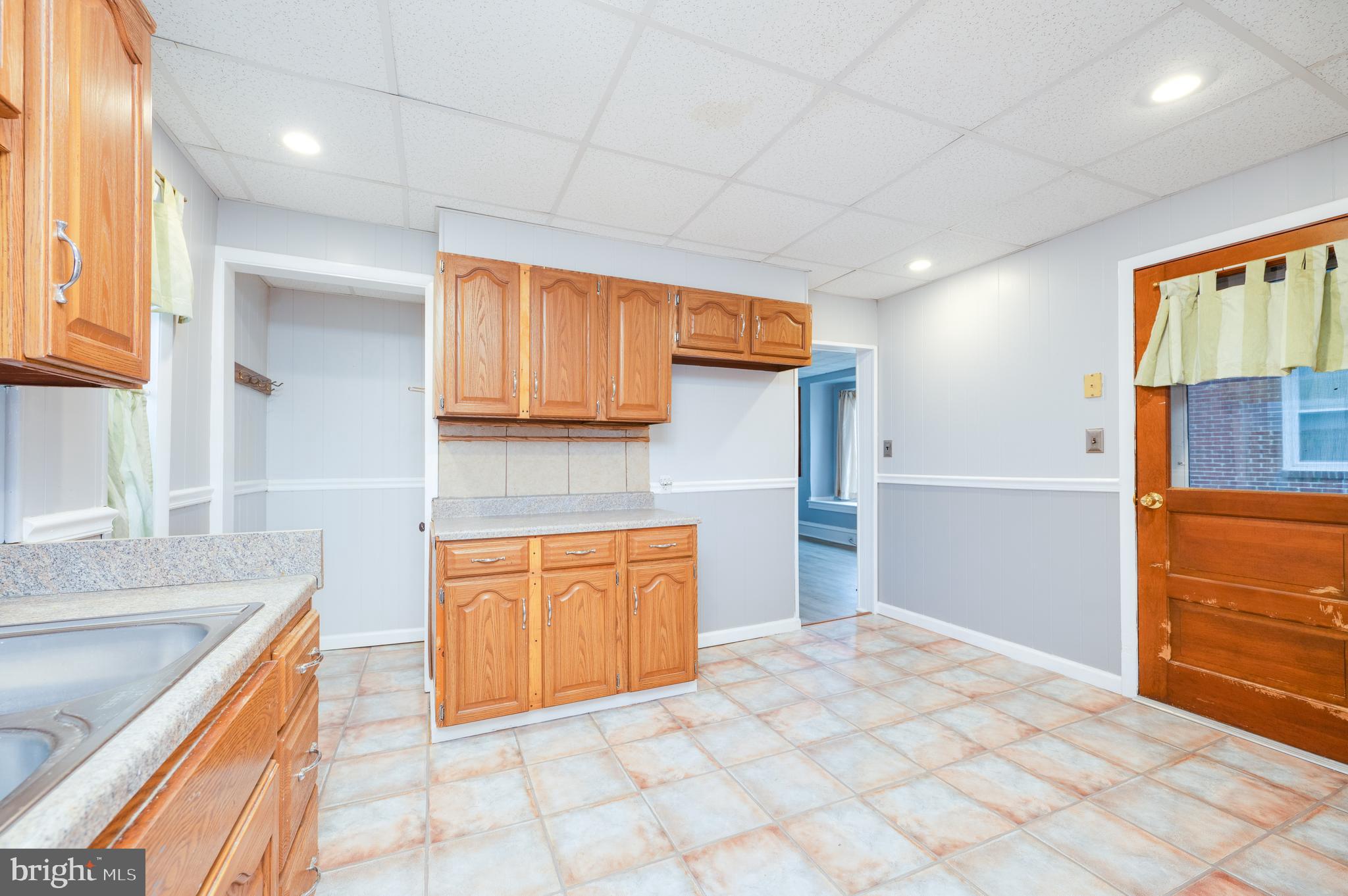 3317 Ridgeway Street Reading, PA 19605 - Photo 12 of 28 Gallery Image 12