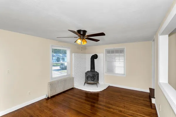 $319,900 | 74 Woodstock Street, Chicopee, MA 01020