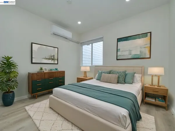 $799,000 | 622 Alice Street, Oakland, CA 94607