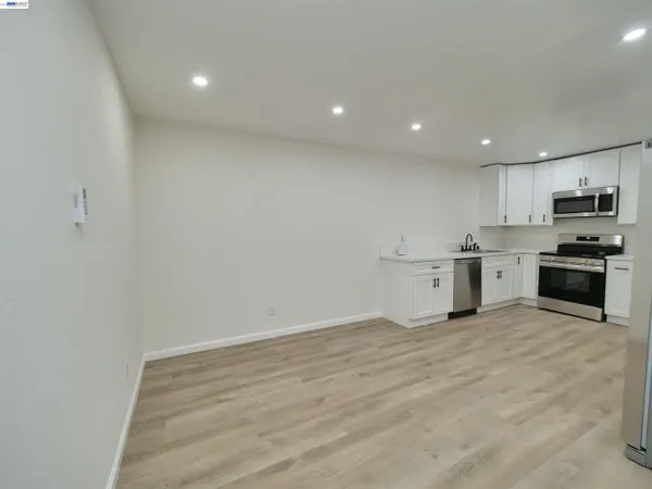 $799,000 | 622 Alice Street, Oakland, CA 94607