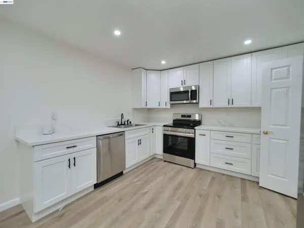 $799,000 | 622 Alice Street, Oakland, CA 94607