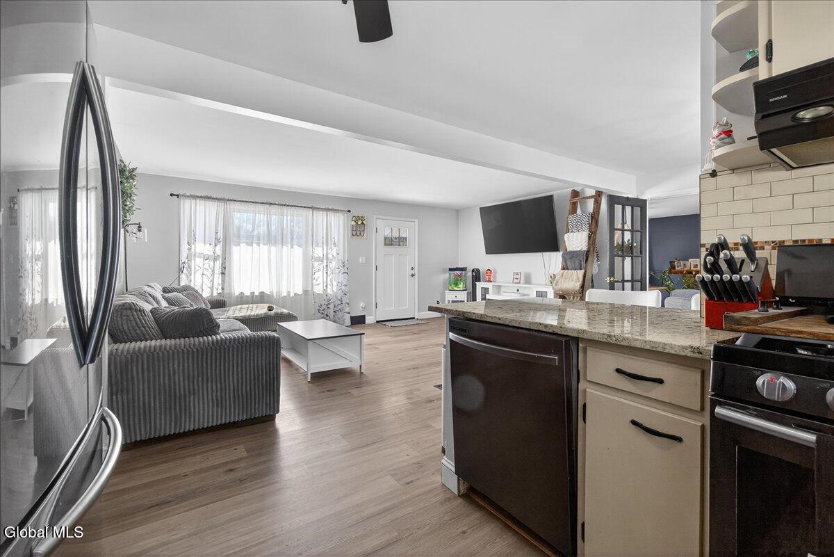 289 3rd Ave Extension Rensselaer, NY 12144 - Photo 16 of 51 13-289 3rd Ave Ext-13