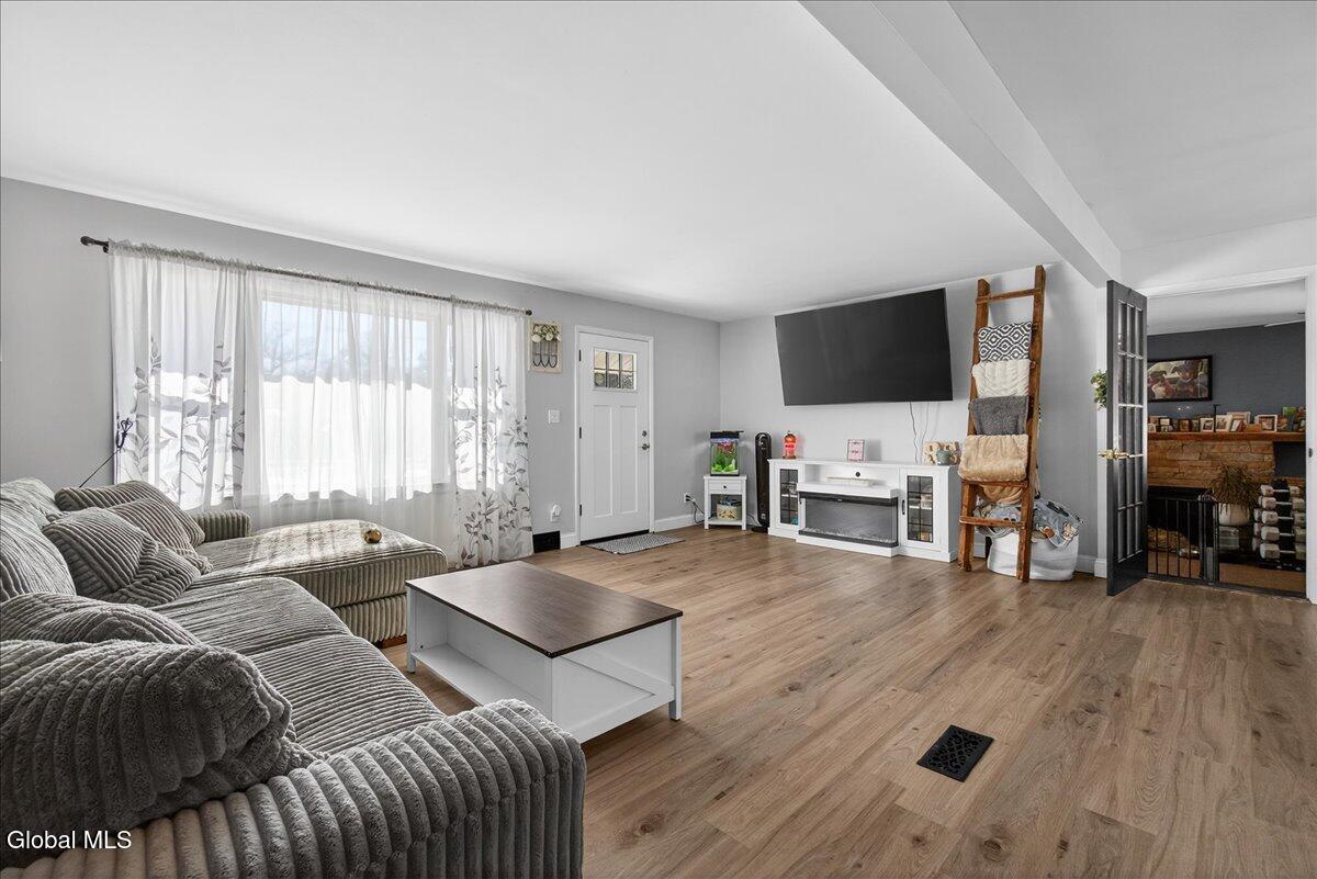 289 3rd Ave Extension Rensselaer, NY 12144 - Photo 8 of 51 06-289 3rd Ave Ext-6