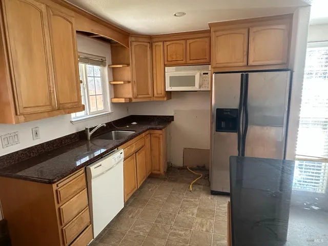 $575,000 | 4401 Price Avenue, Santa Rosa, CA 95407