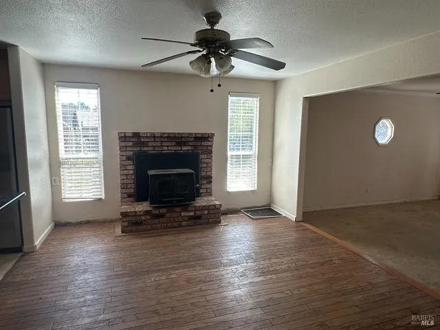 $575,000 | 4401 Price Avenue, Santa Rosa, CA 95407