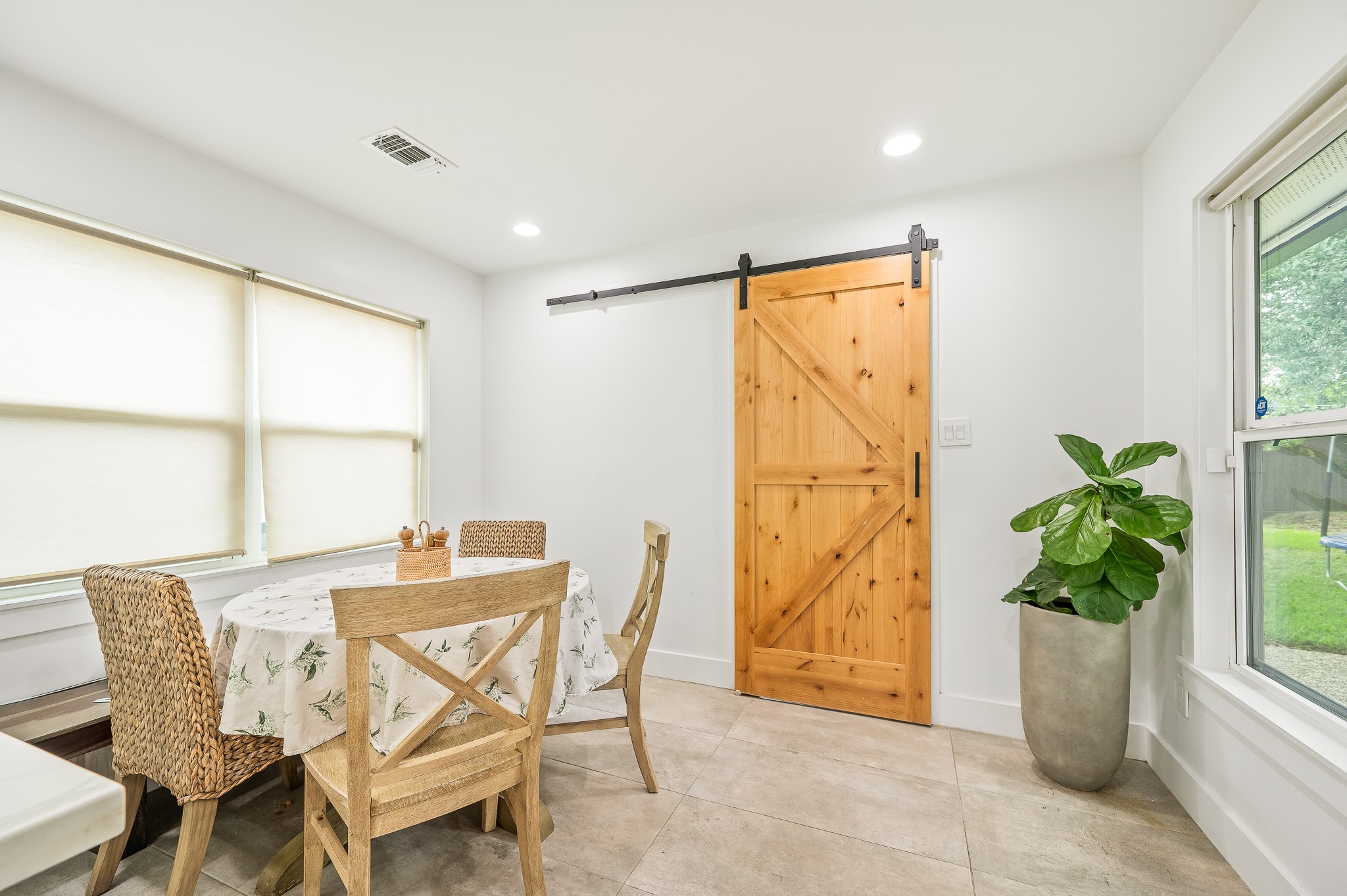 2102 Teague Road Houston, TX 77080 - Photo 18 of 42