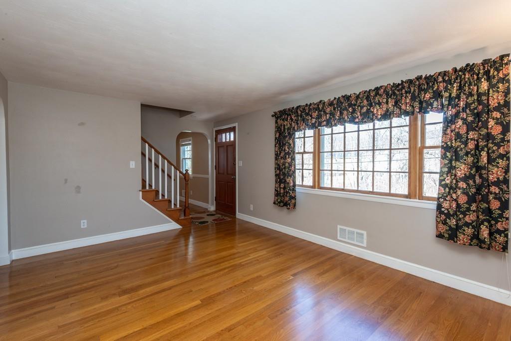 78 Harris Road Lynn, MA 01904 - Photo 14 of 41 Gallery Image 14