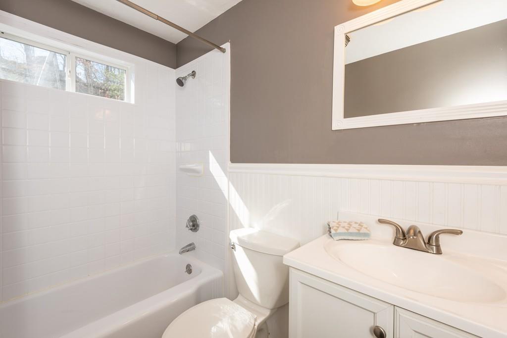 78 Harris Road Lynn, MA 01904 - Photo 24 of 41 Gallery Image 24