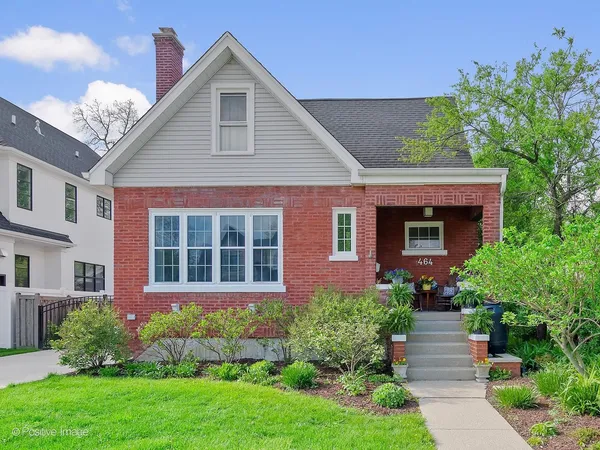 $650,000 | 464 Montrose Avenue, Elmhurst, IL 60126