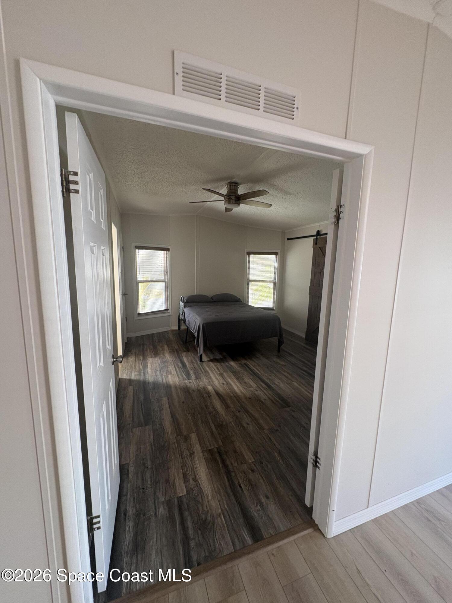 7625 Longhorn Avenue, Unit P3 Micco, FL 32976 - Photo 33 of 40 a view of a living room