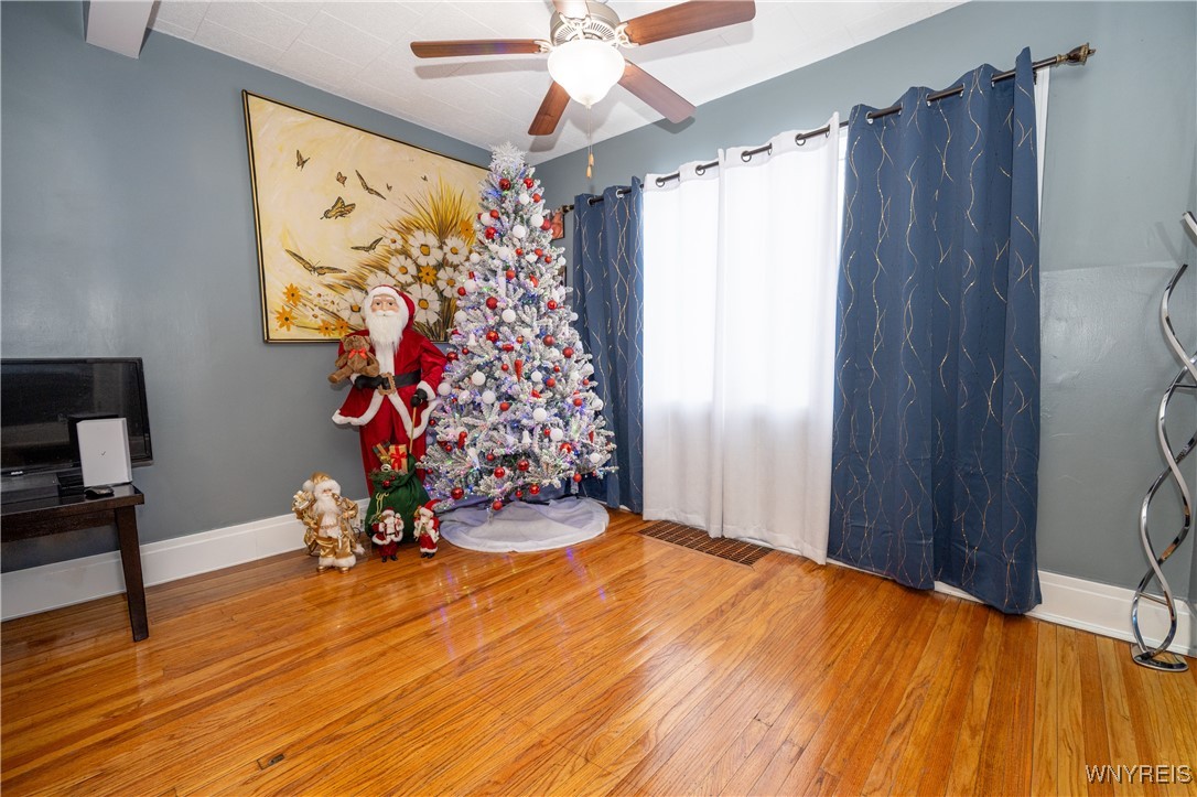 92 Laird Avenue Buffalo, NY 14207 - Photo 12 of 39