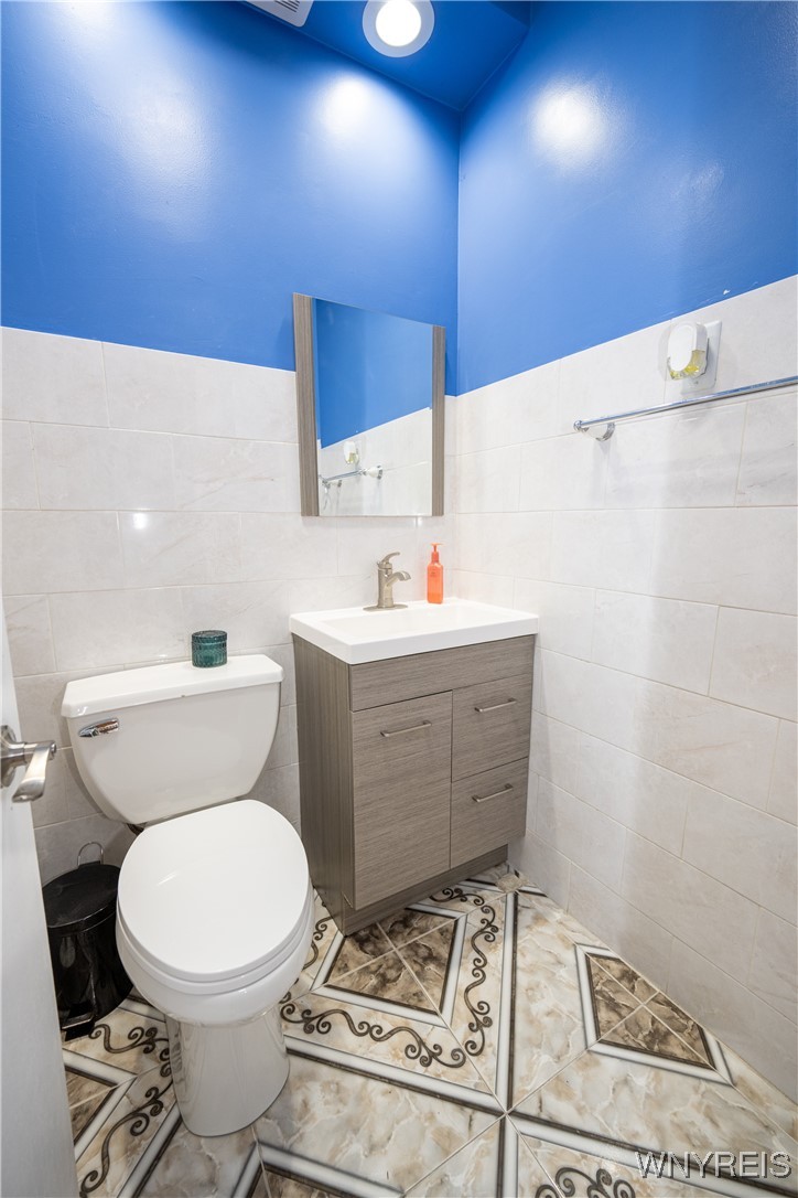 92 Laird Avenue Buffalo, NY 14207 - Photo 17 of 39